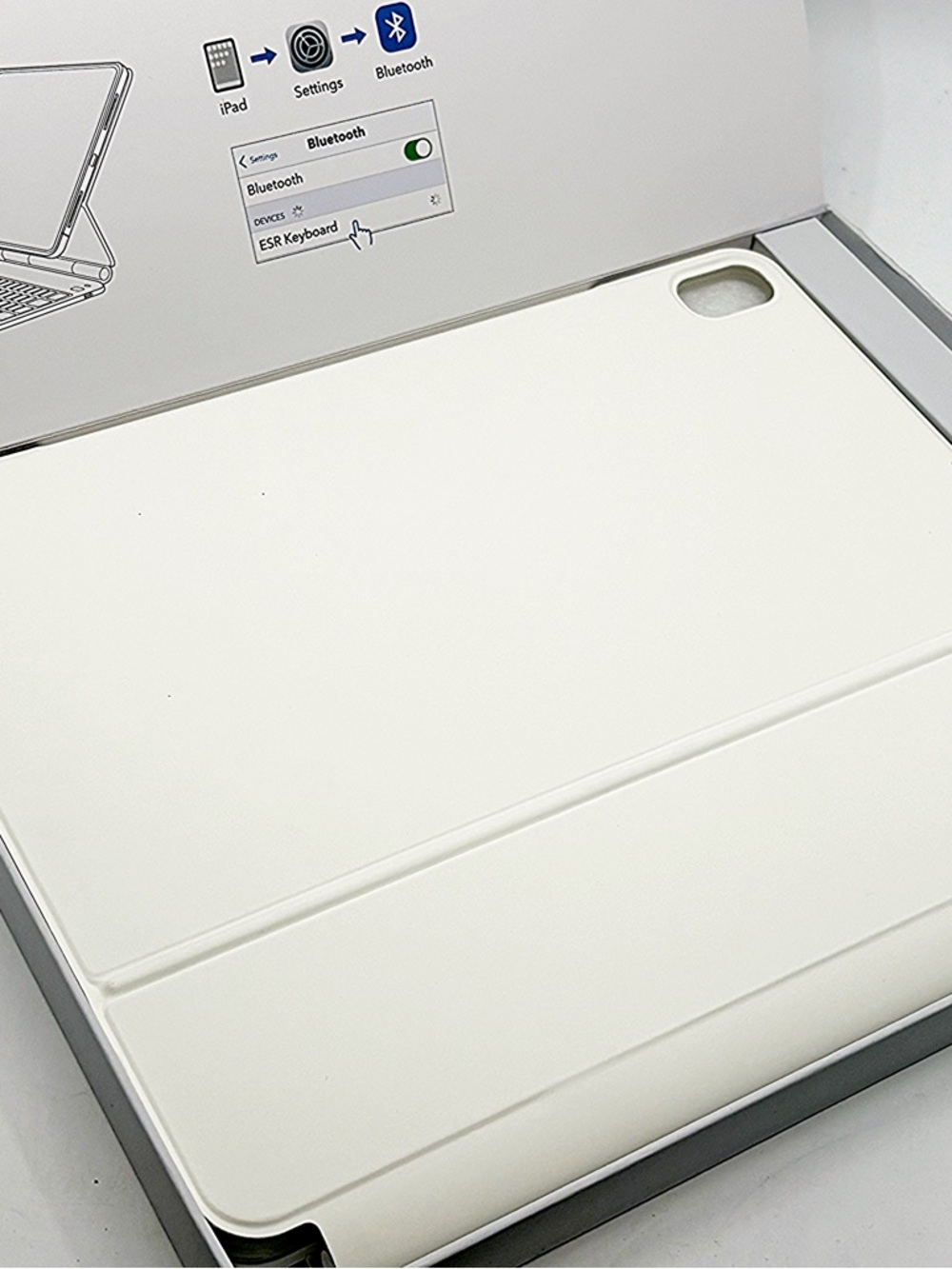 ESR iPad Air 13” Keyboard Case Trackpad Rebound 360 White M3 M2 - Picture 3 of 10